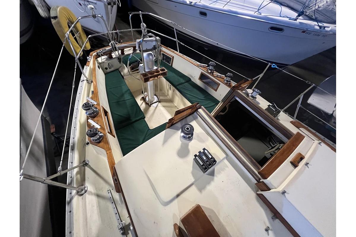 Used 1987 Bayfield 32C