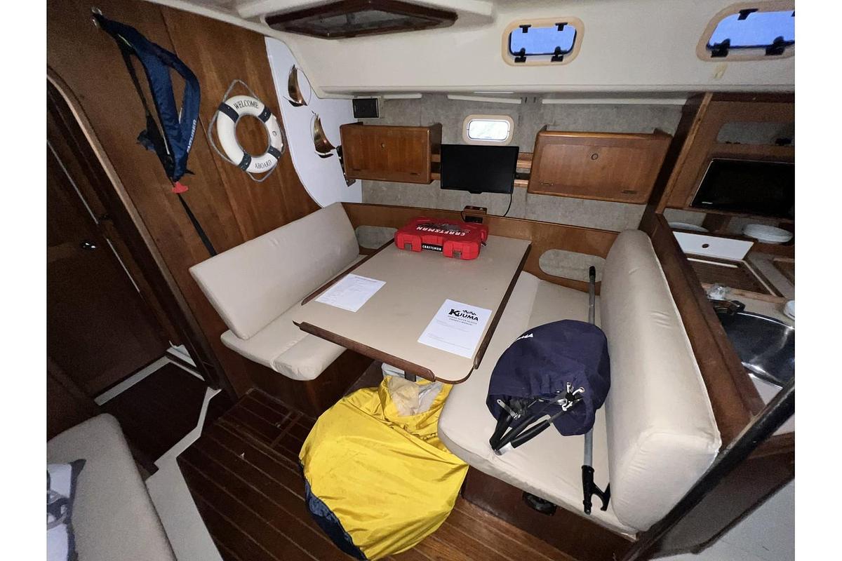 Used 1988 Hunter 333