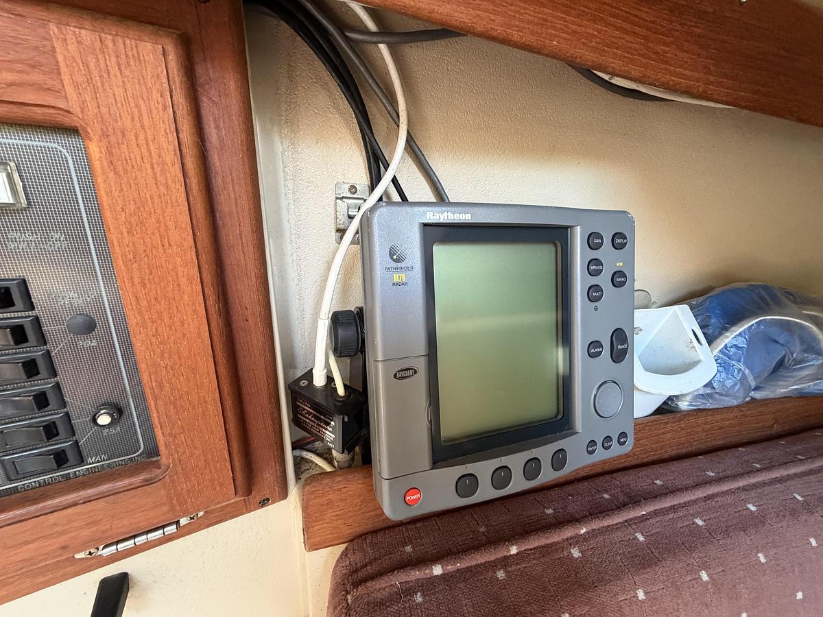 Used 1988 Catalina 30 MKII Tall Rig