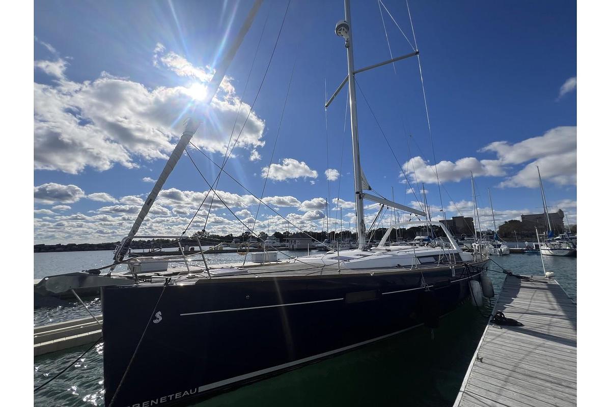 Used 2012 Beneteau Oceanis 45