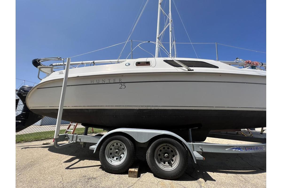 Used 2007 Marlow-Hunter 25
