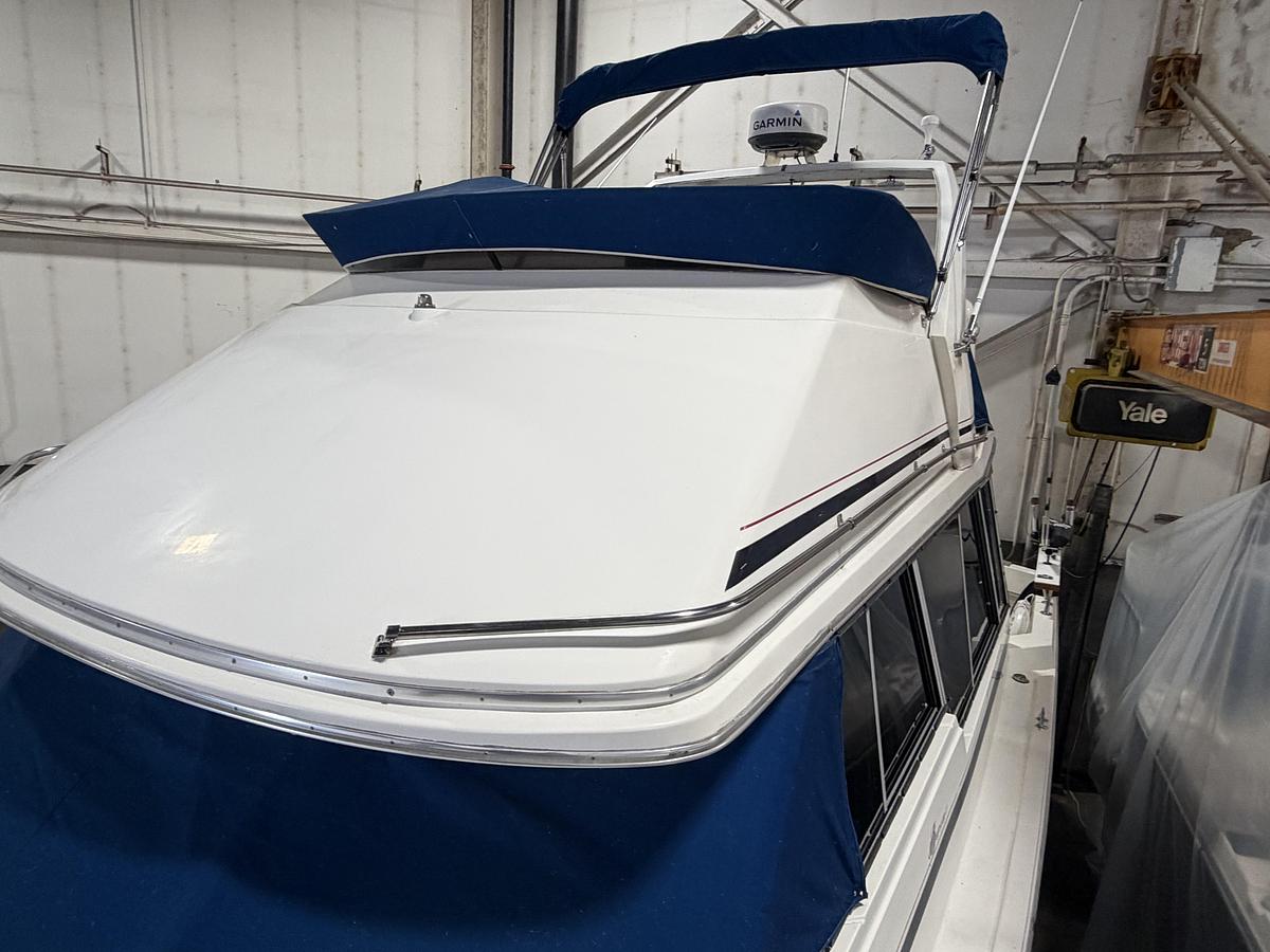 Used 1986 Bayliner 3270