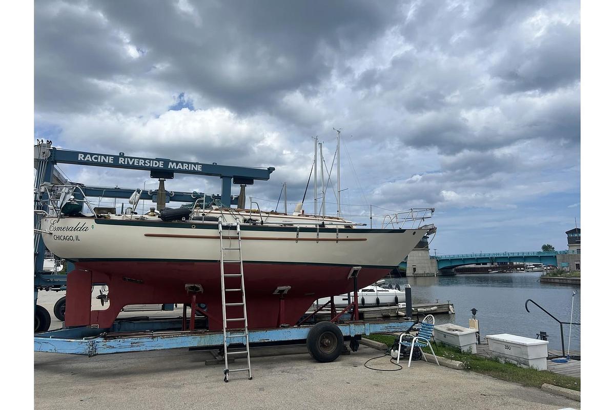 Used 1994 Pacific Seacraft 34