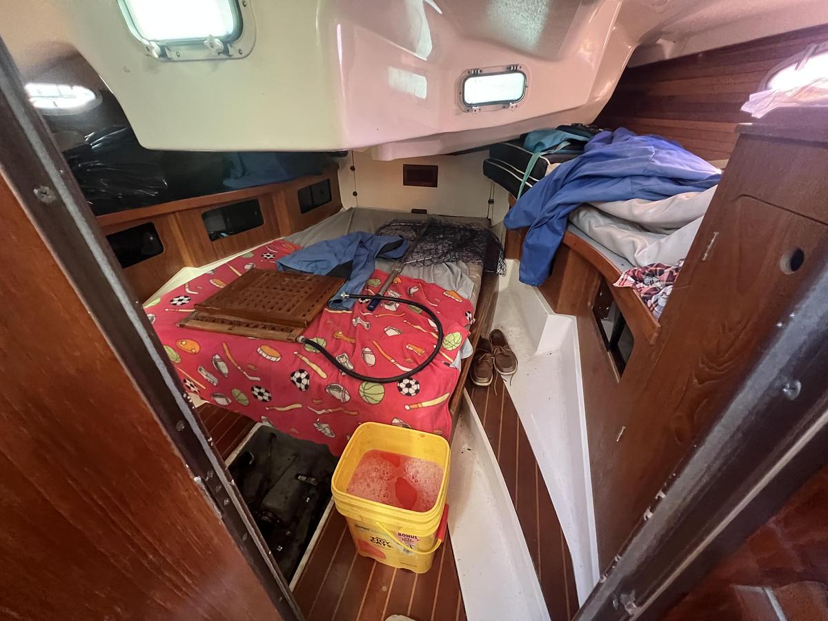 Used 1987 Hunter Legend 37