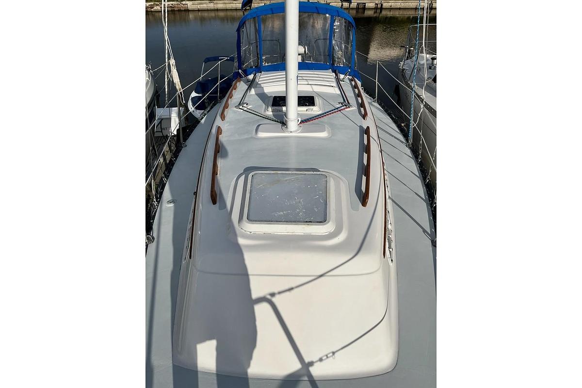 Used 1983 Marlow-Hunter 27 Cherubini