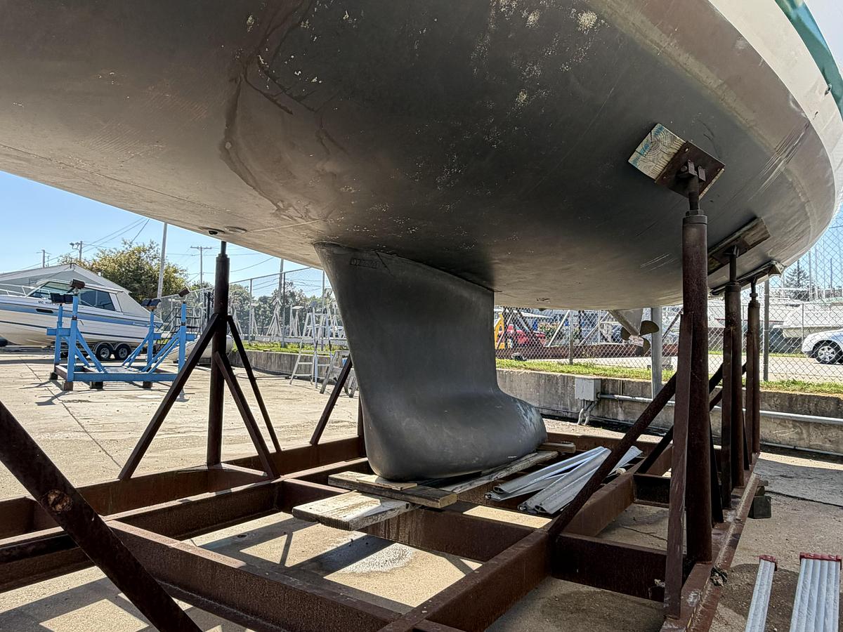 Used 2010 Beneteau Oceanis 34