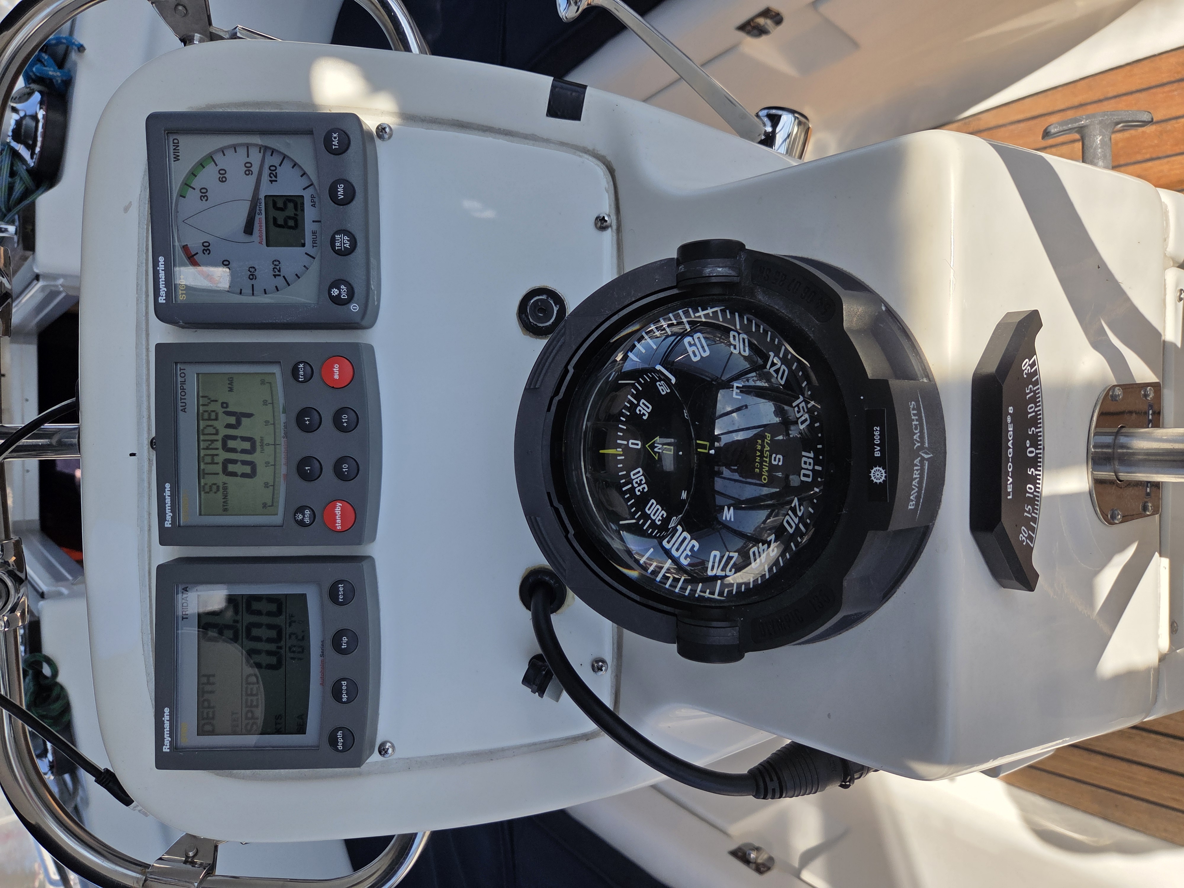 Used 2004 Bavaria 38