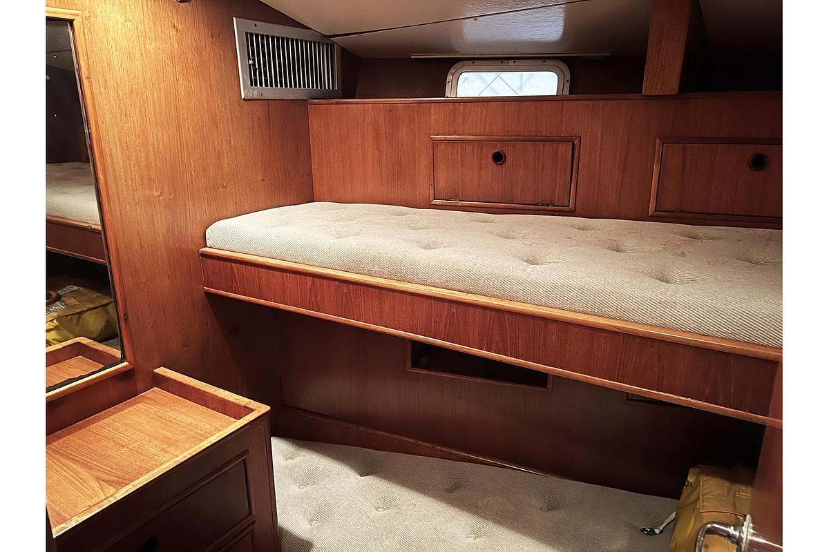 Used 1987 Oyster 46.5