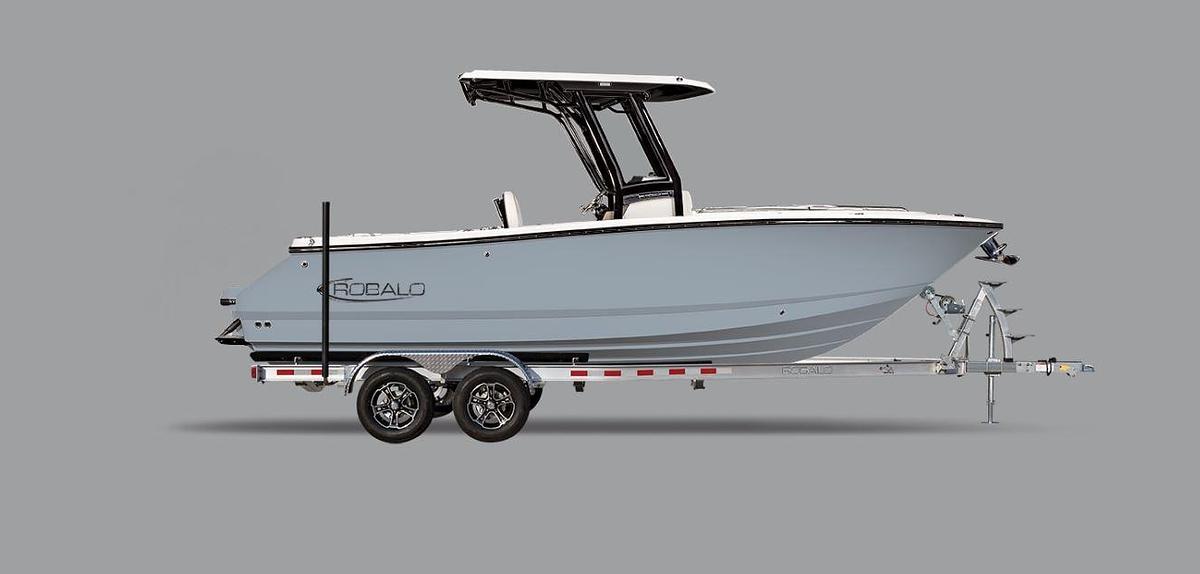 2026 Robalo Center Console R250