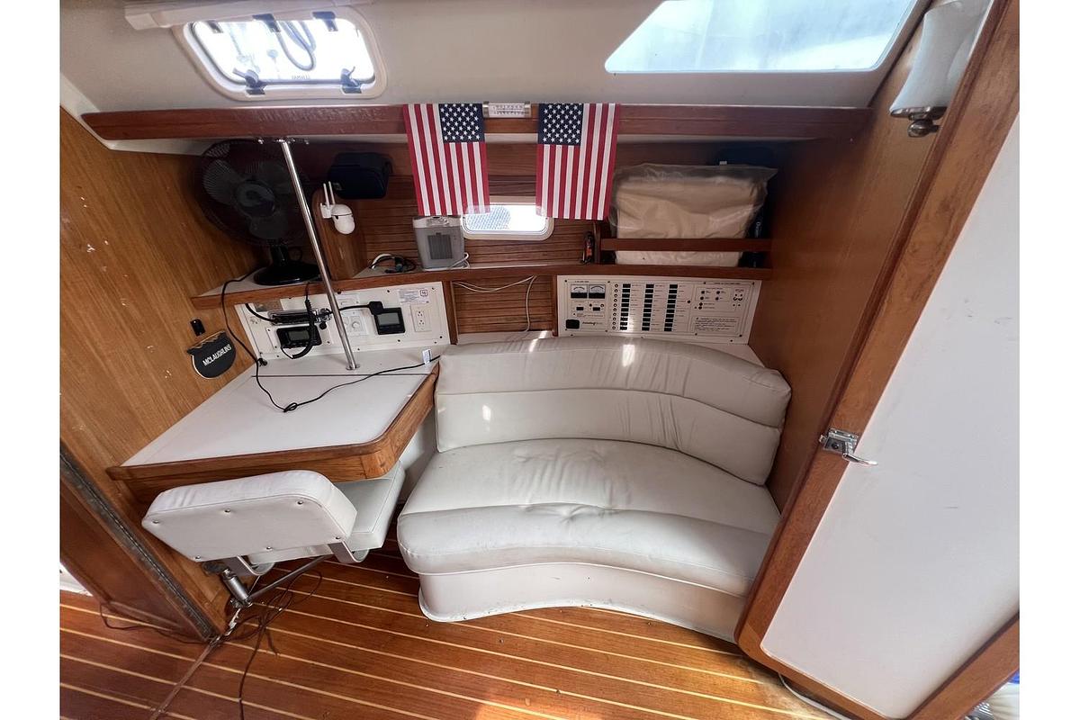 Used 1993 Catalina 42 MKI