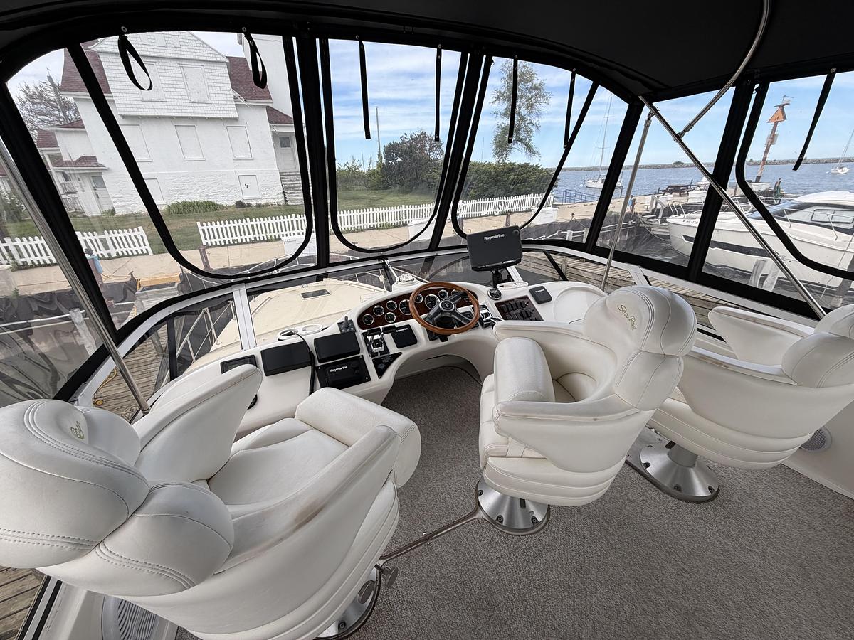 Used 2000 Sea Ray 400 Sedan Bridge