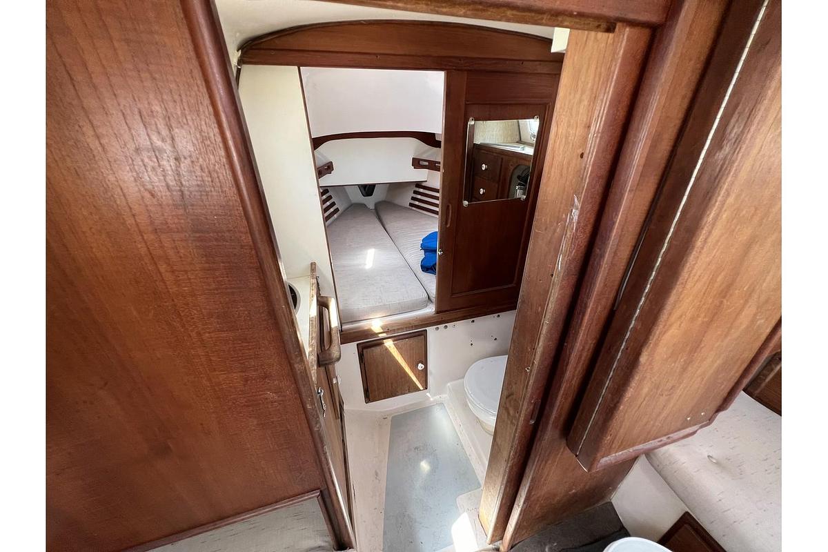 Used 1983 Marlow-Hunter 27 Cherubini