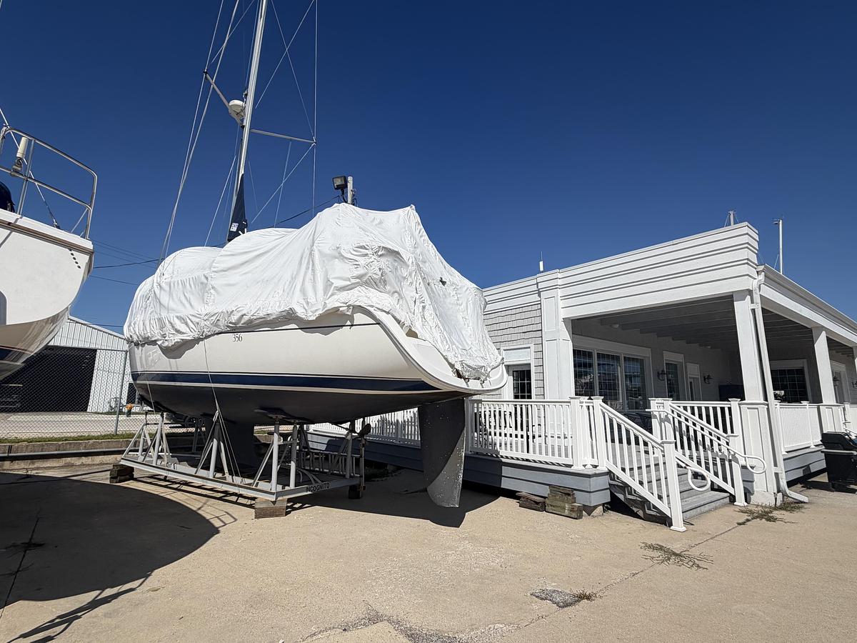 Used 2003 Hunter 356