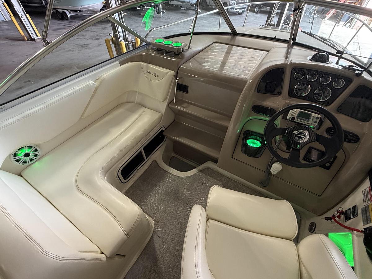 Used 2004 Sea Ray Sundancer 260
