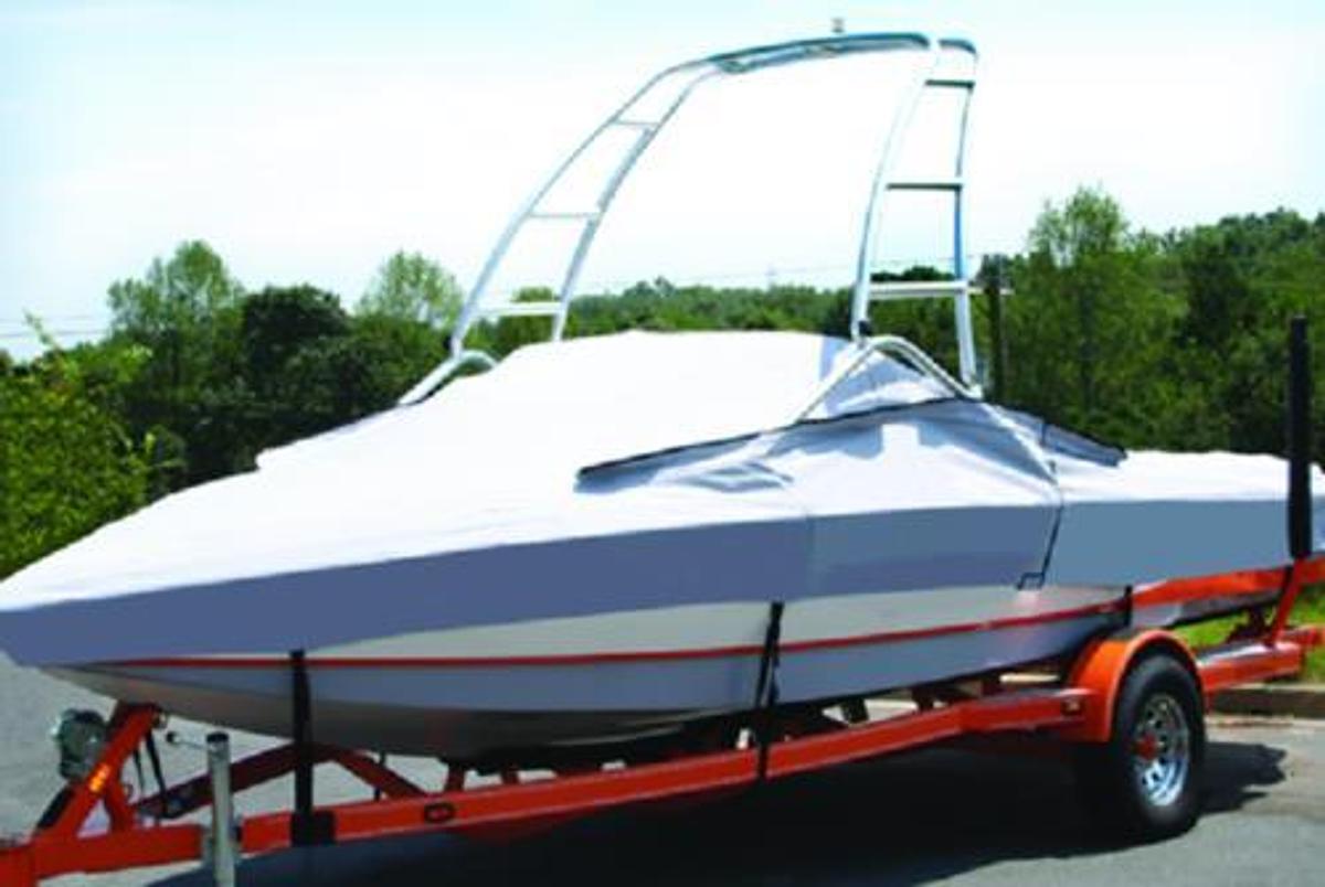 Tournament Ski Boats With Standard Tower Cover - 19ft. 6in.