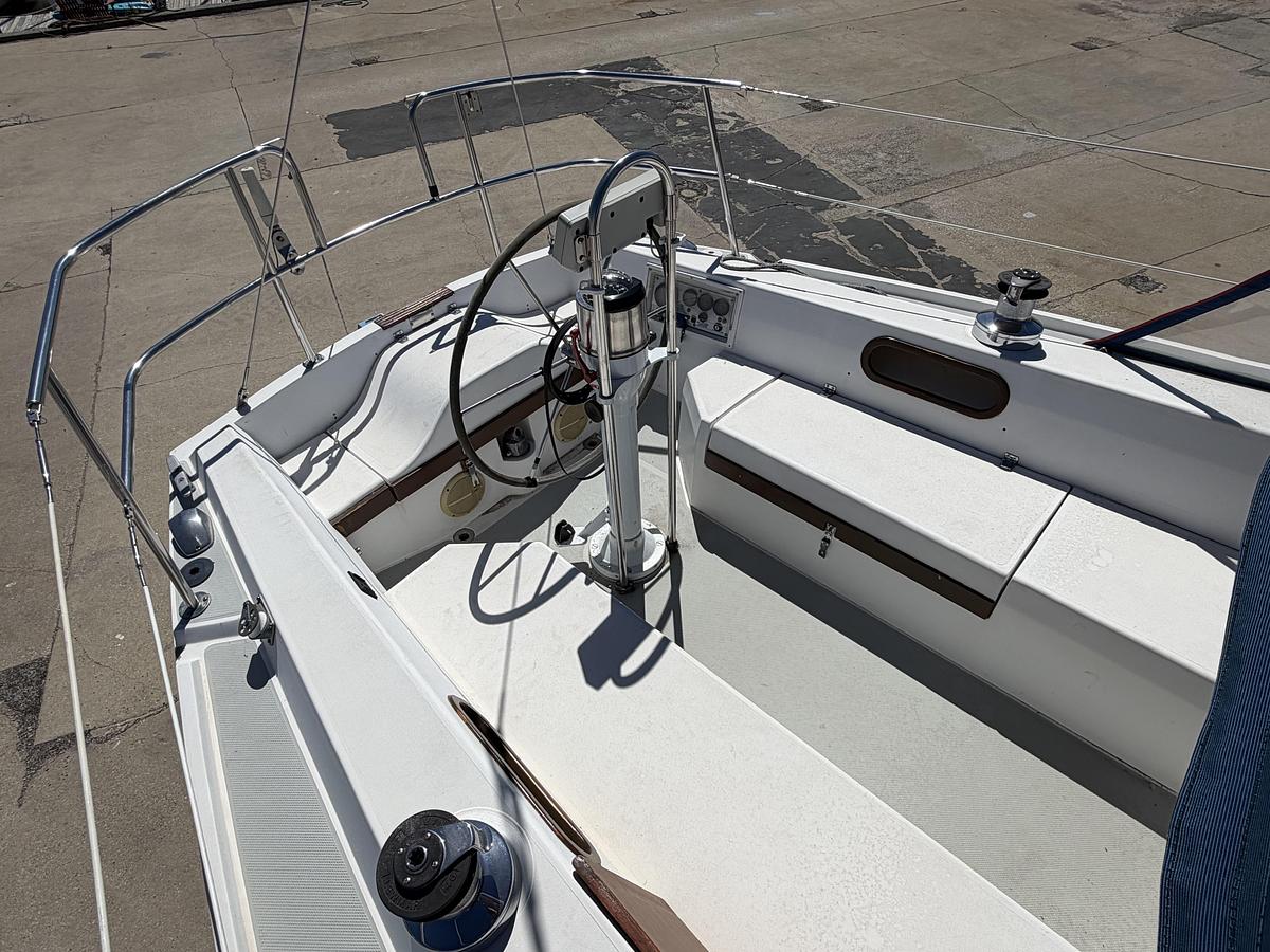Used 1987 Catalina 34