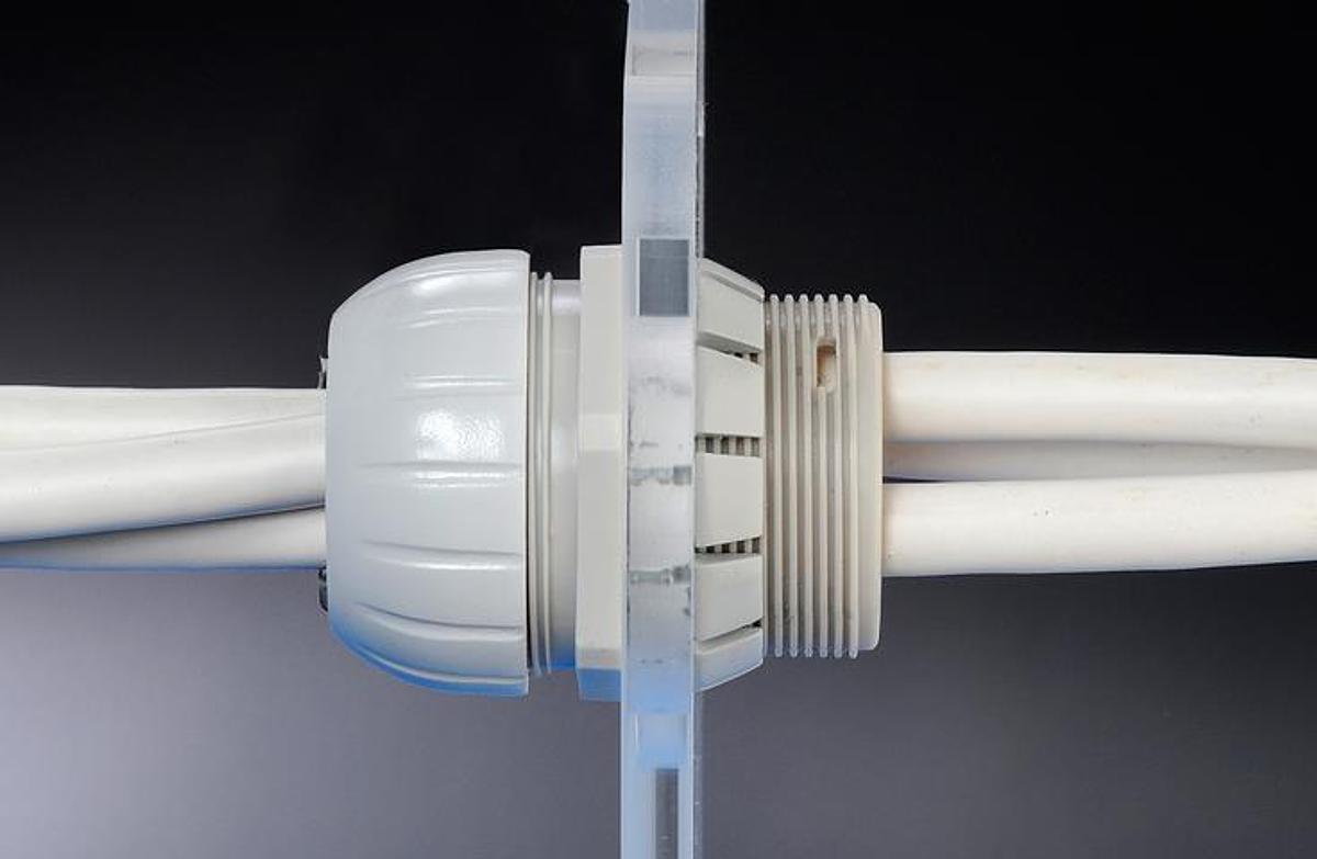 Through Bulkhead for 10x7 Cables