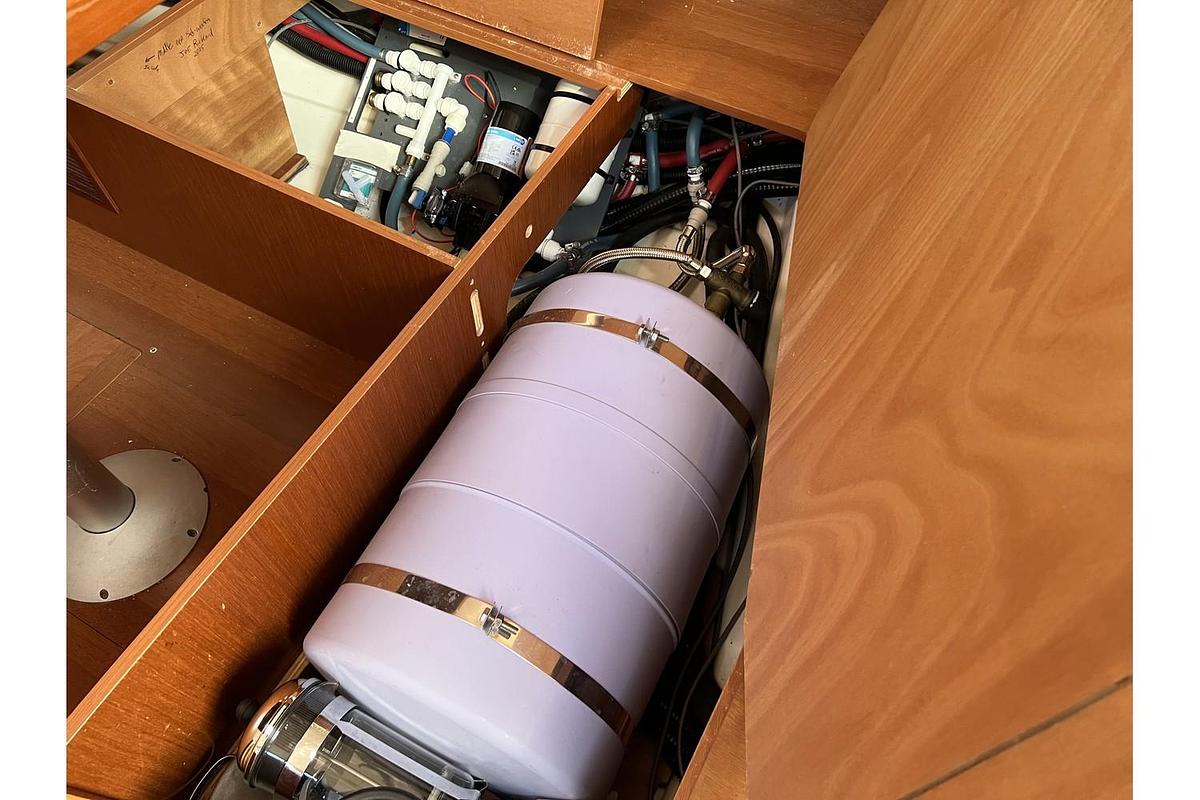 Used 2012 Beneteau Oceanis 45