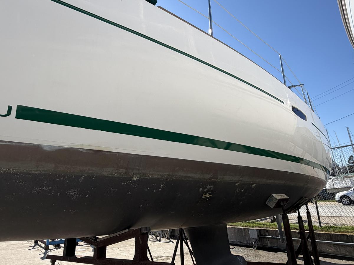 Used 2010 Beneteau Oceanis 34