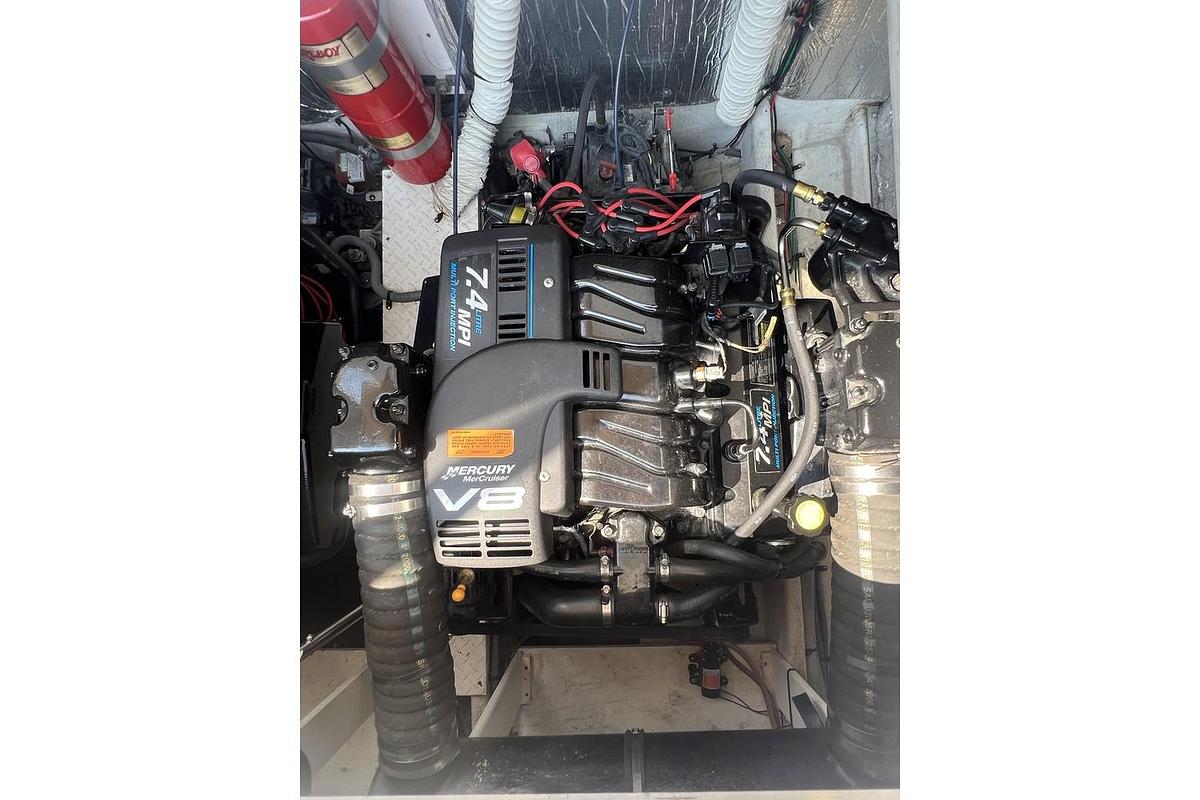 Used 2001 Cruisers Yachts 3672