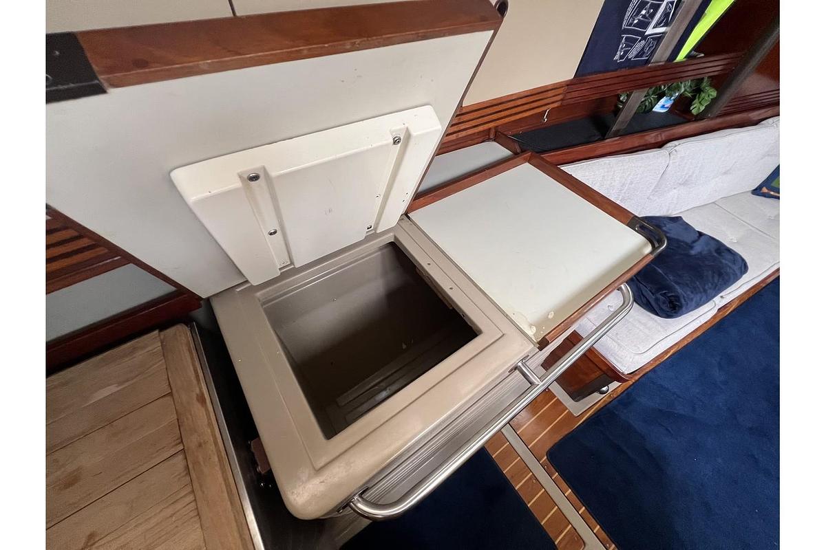 Used 1985 C&C Landfall 39