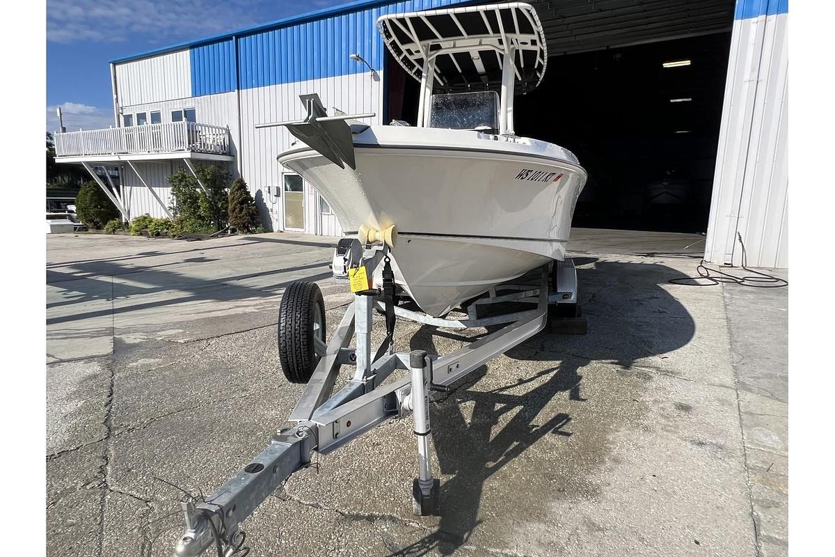 Used 2015 Boston Whaler 220 Outrage