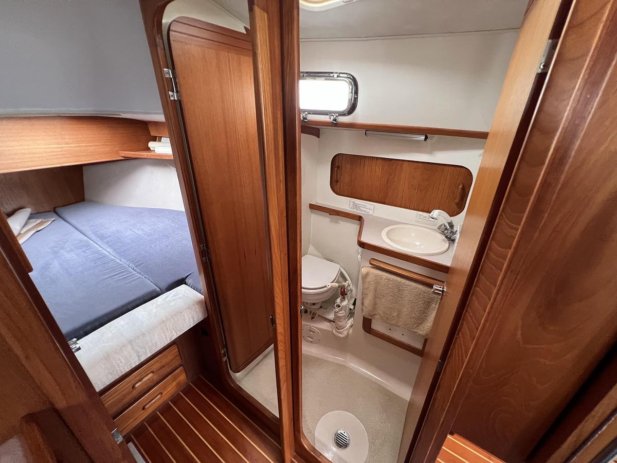 Used 1996 Caliber 35 LRC