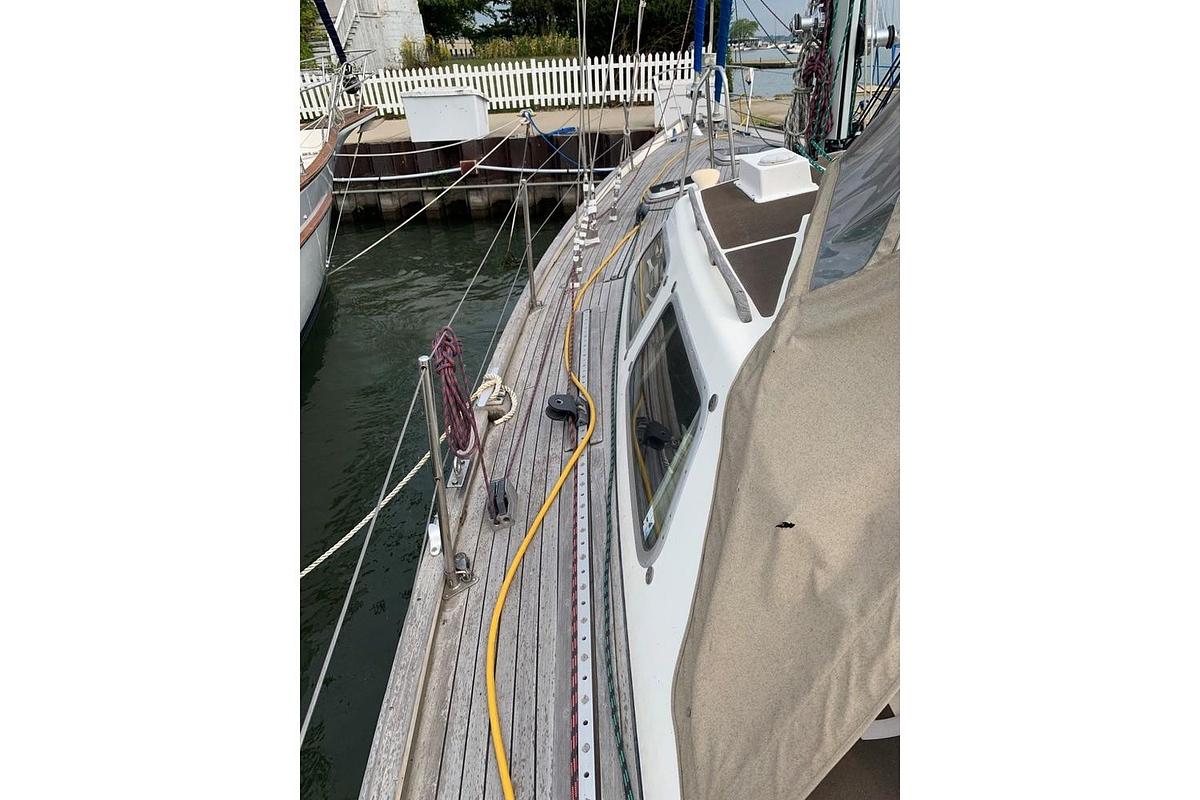 Used 1987 Oyster 46.5