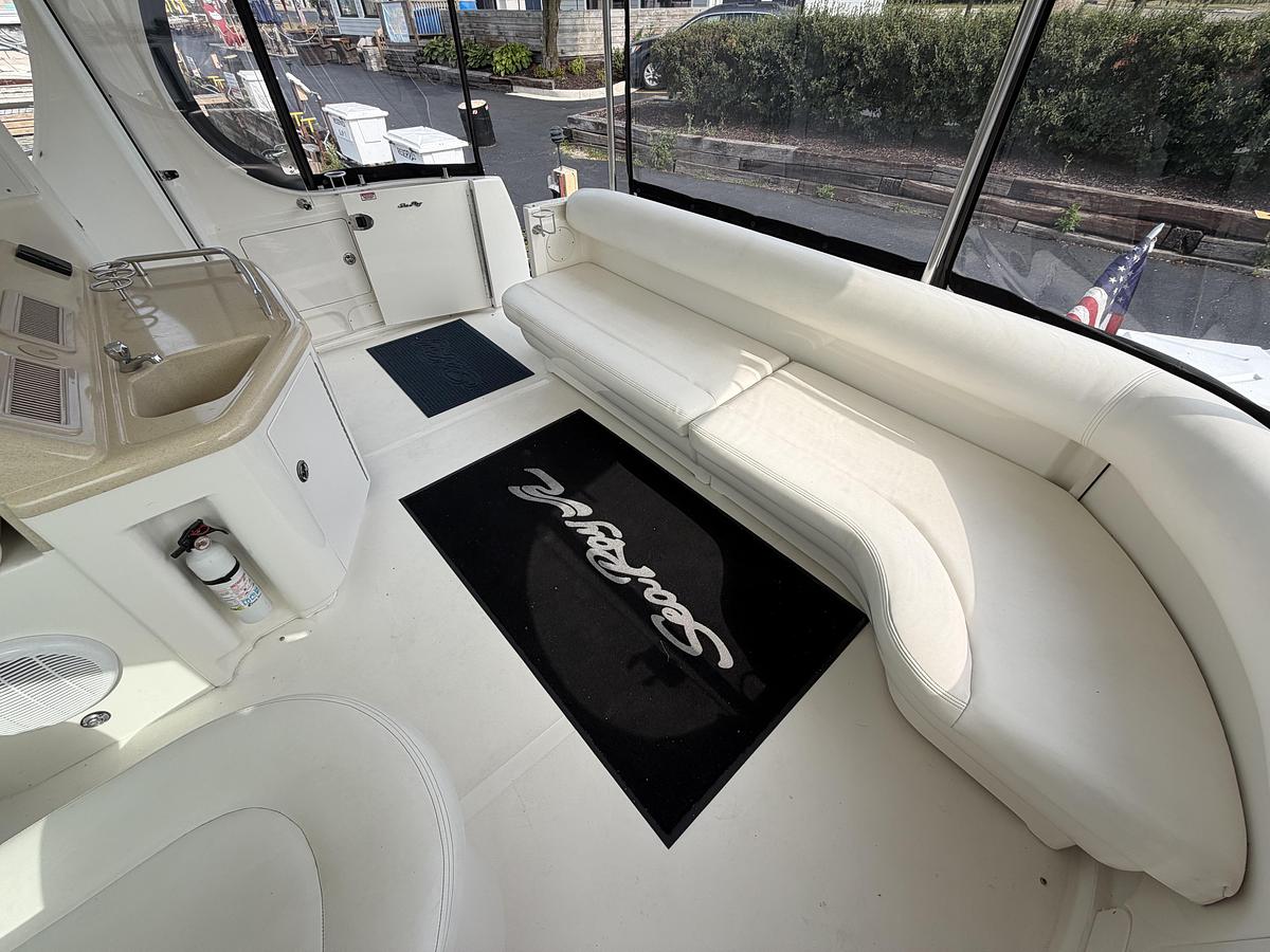 Used 2004 Sea Ray 390 Motor Yacht