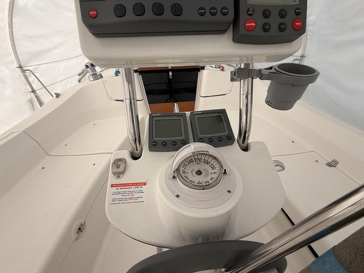 Used 2003 Hunter 356