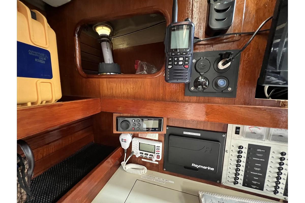 Used 1985 C&C Landfall 39