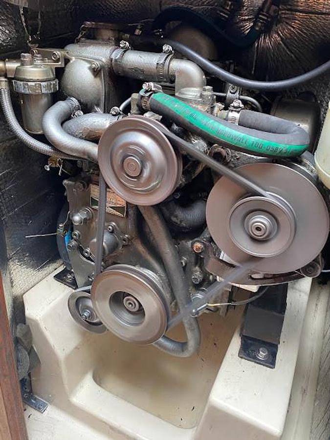 Used 1988 Hunter 333