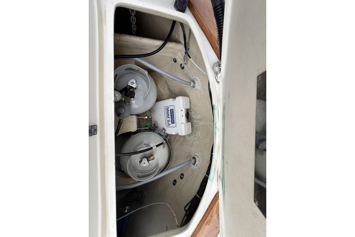 Used 1994 Pacific Seacraft 34