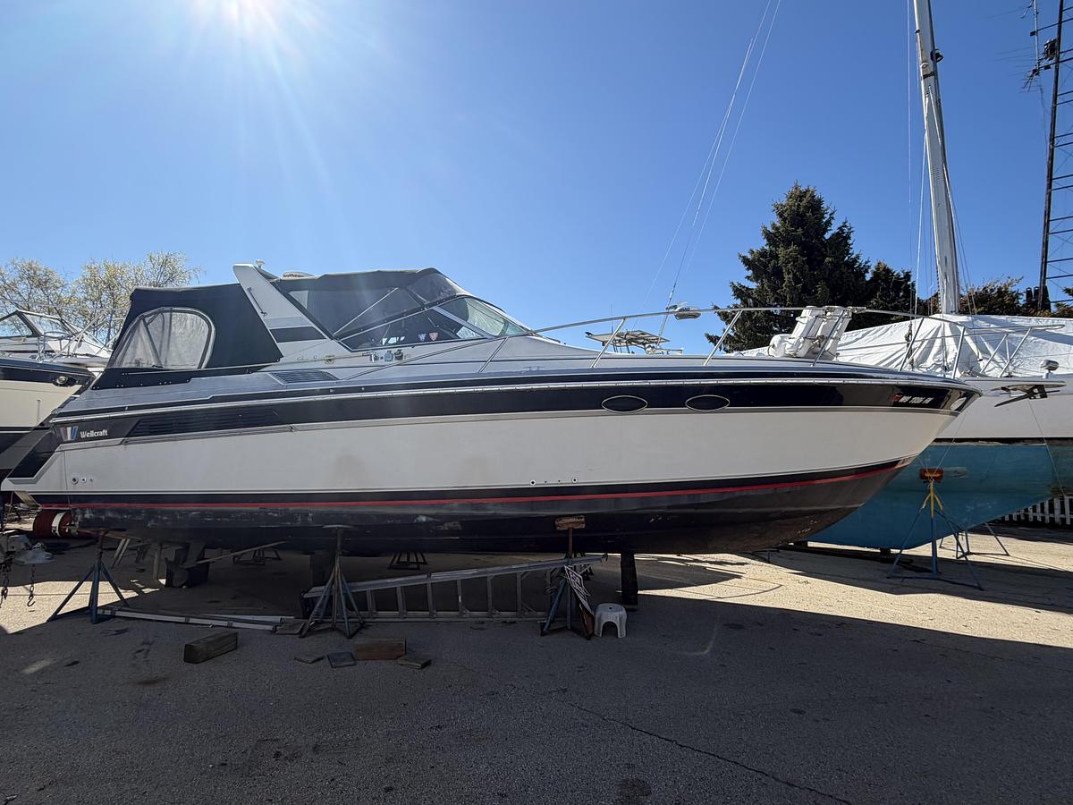 Used 1989 Wellcraft 3400 Gran Sport
