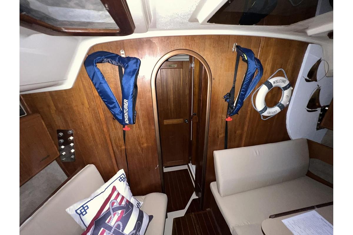 Used 1988 Hunter 333