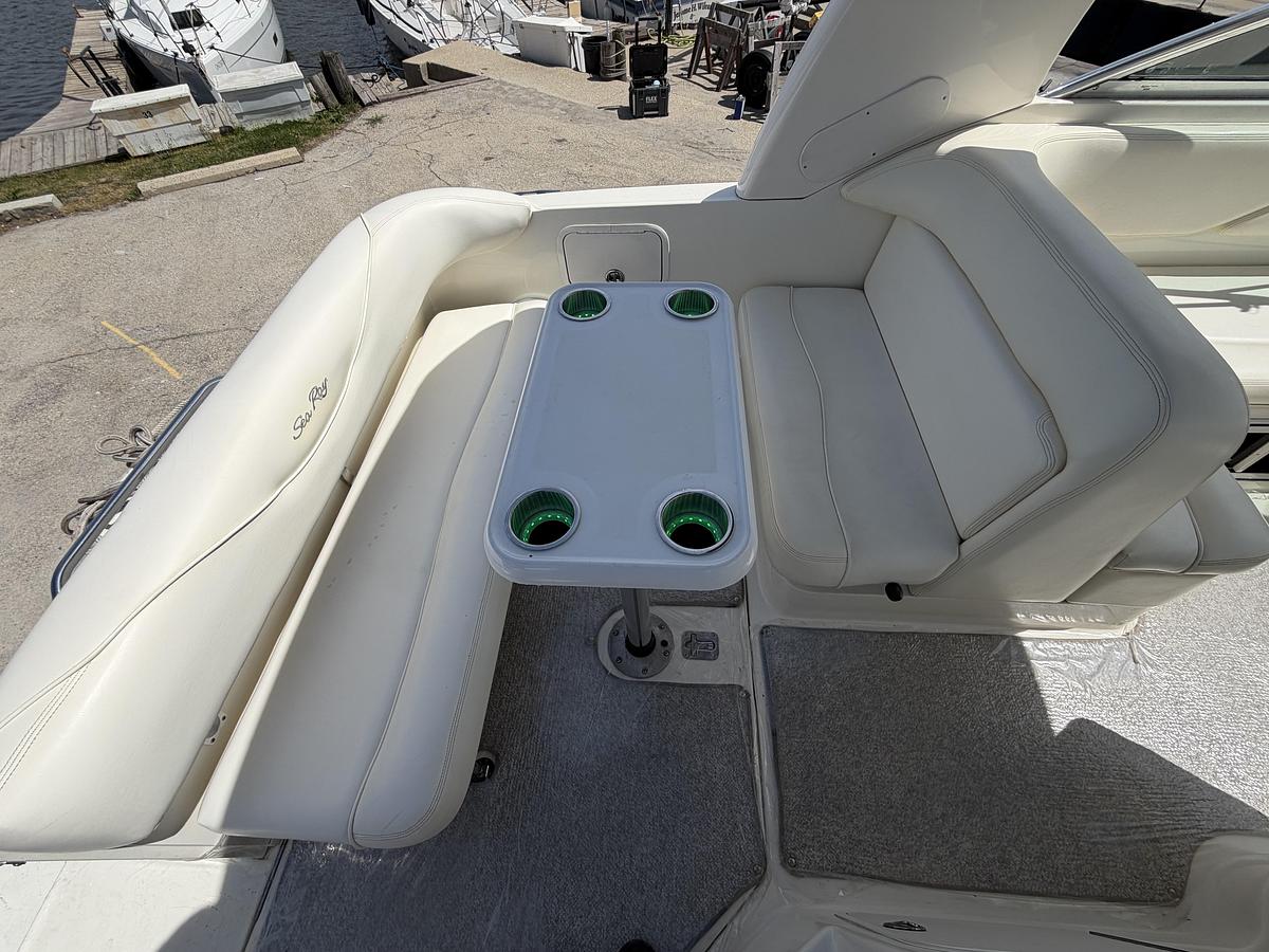 Used 2004 Sea Ray Sundancer 260