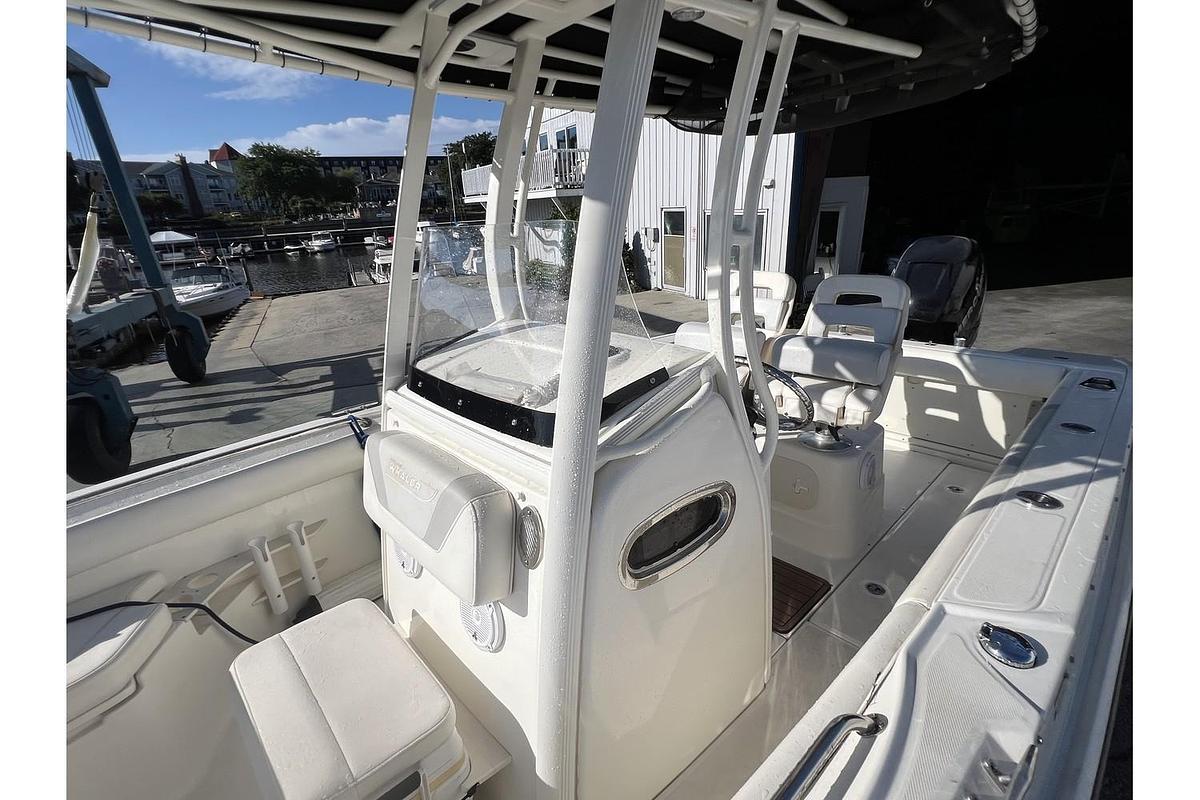 Used 2015 Boston Whaler 220 Outrage