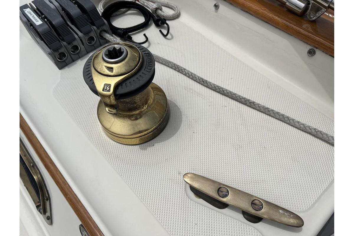 Used 1994 Pacific Seacraft 34