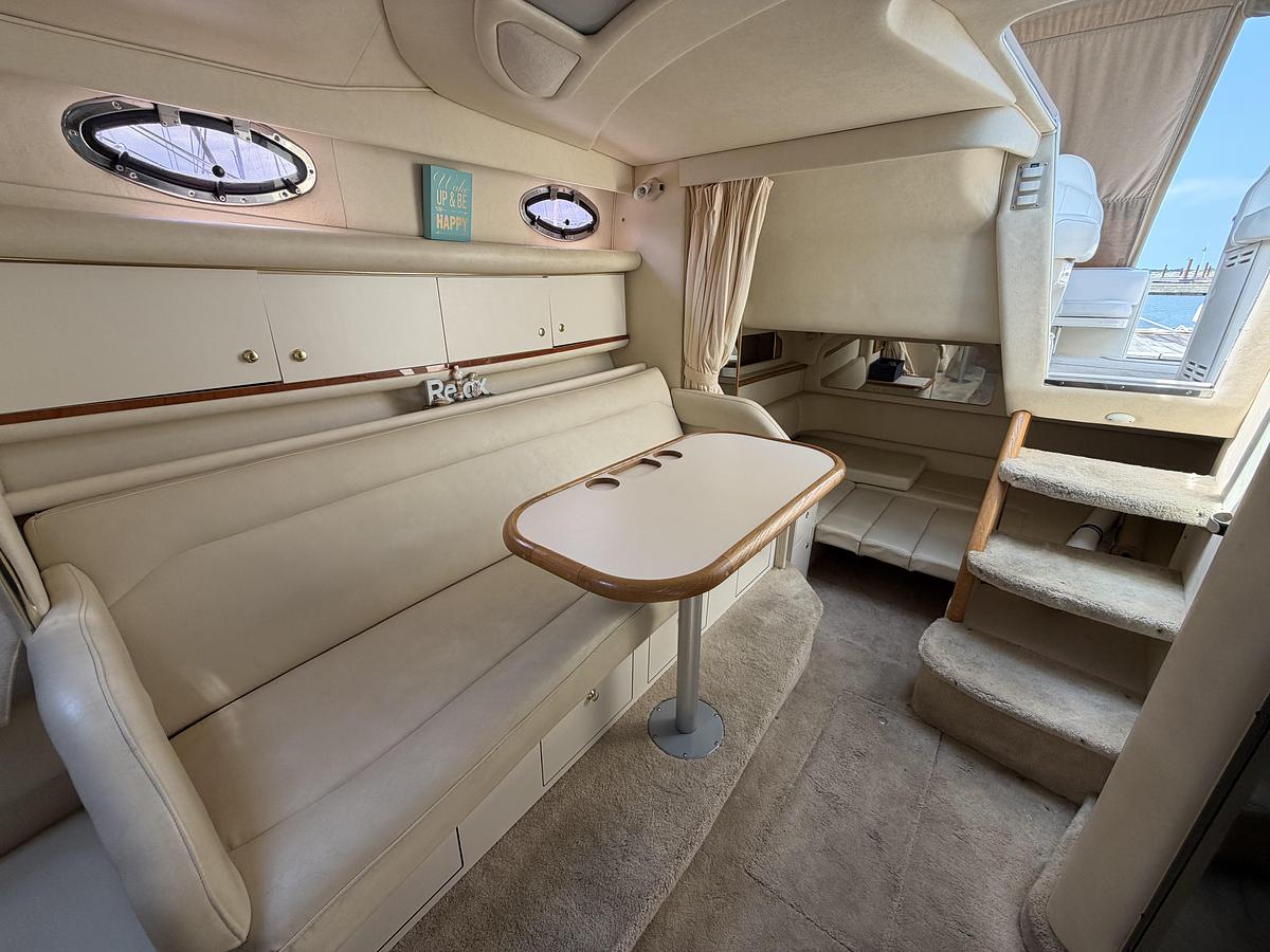 Used 1999 Sea Ray Sundancer 330