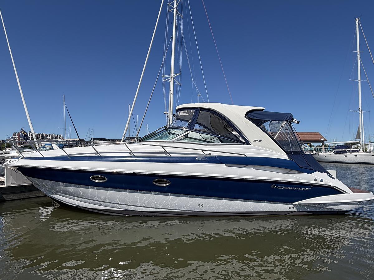 Used 2008 Crownline 340 CR