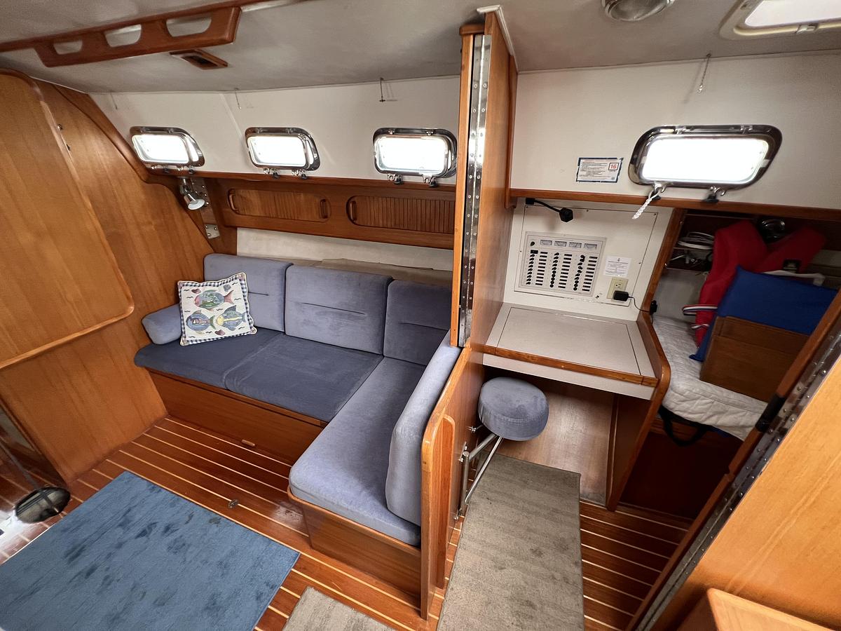 Used 1996 Caliber 35 LRC