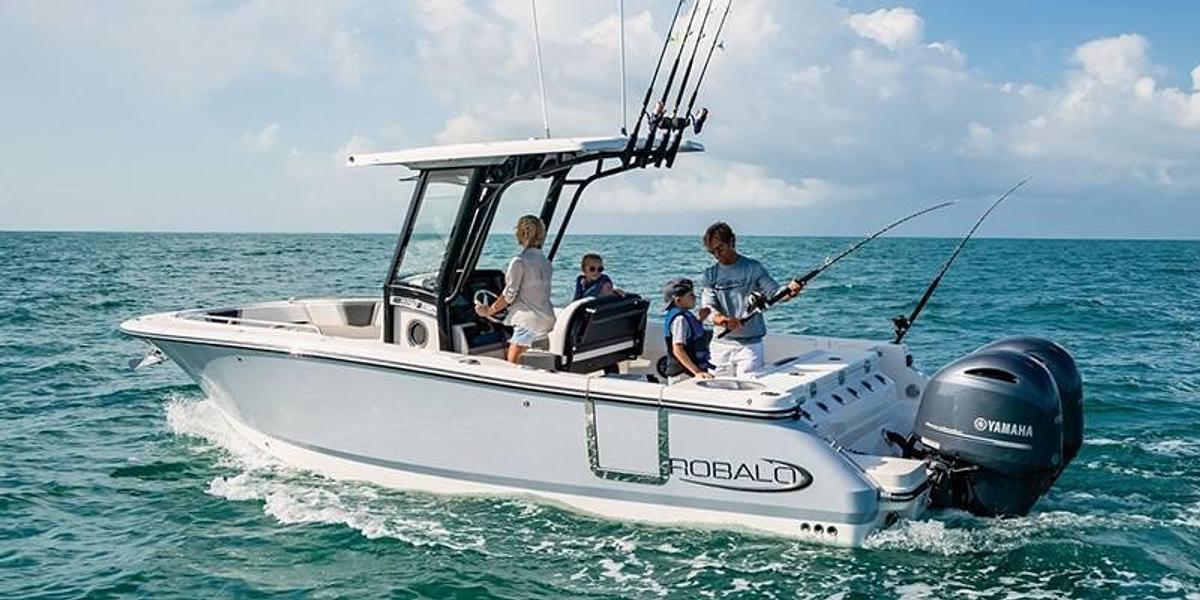 2026 Robalo Center Console R250