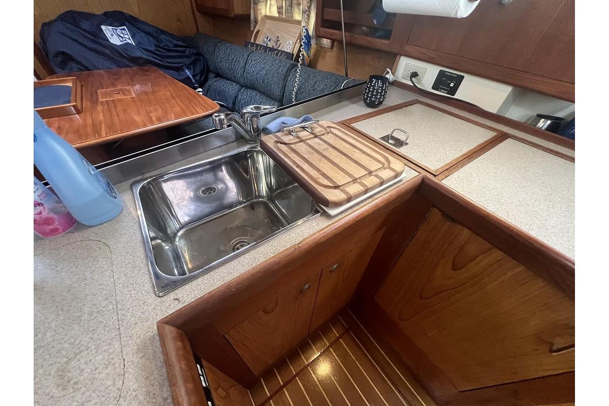 Used 2000 Hunter 410