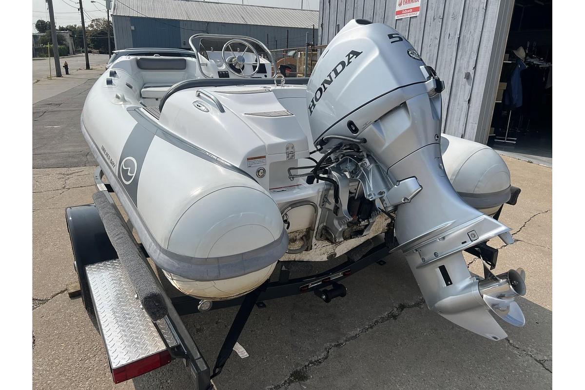 Used 2022 Walker Bay Generation 400