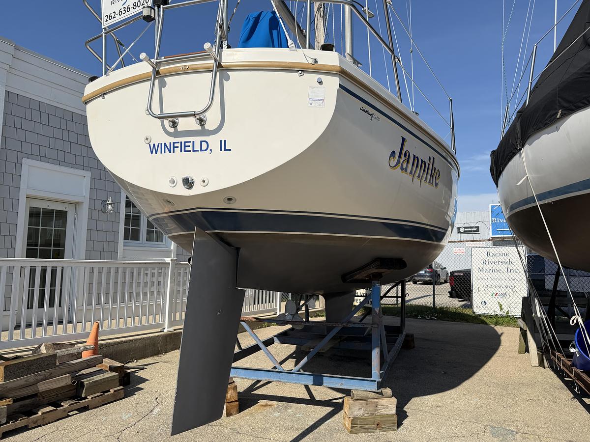 Used 1988 Catalina 30 MKII Tall Rig