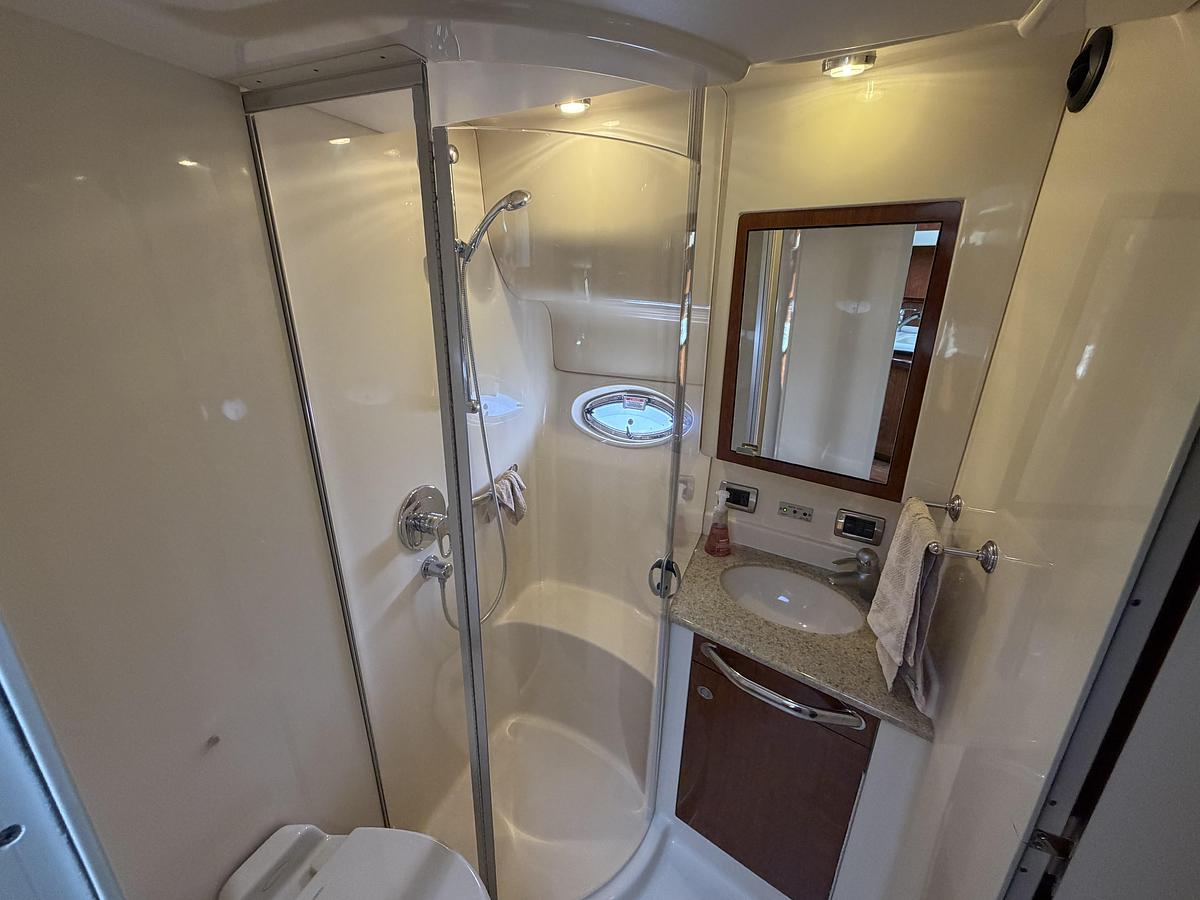 Used 2004 Sea Ray 390 Motor Yacht