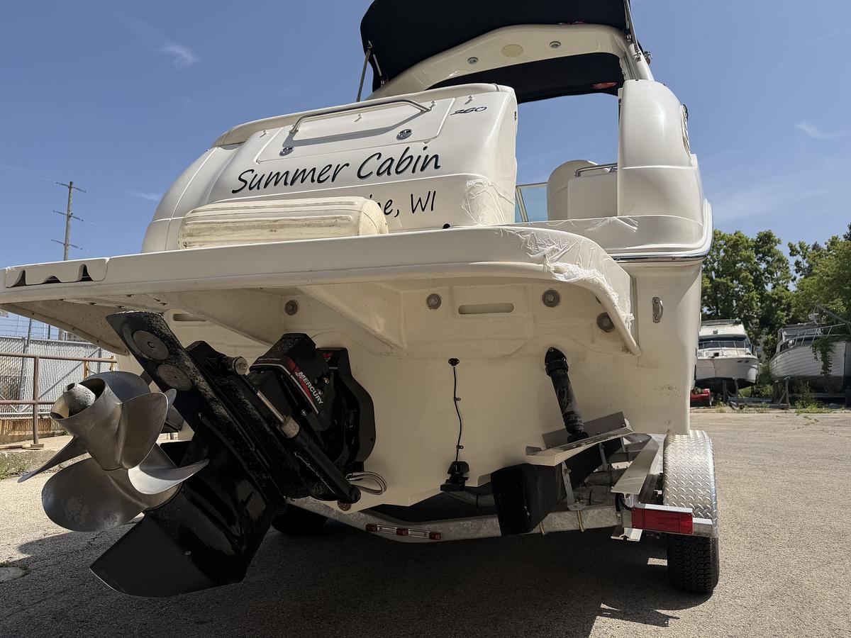 Used 2004 Sea Ray Sundancer 260