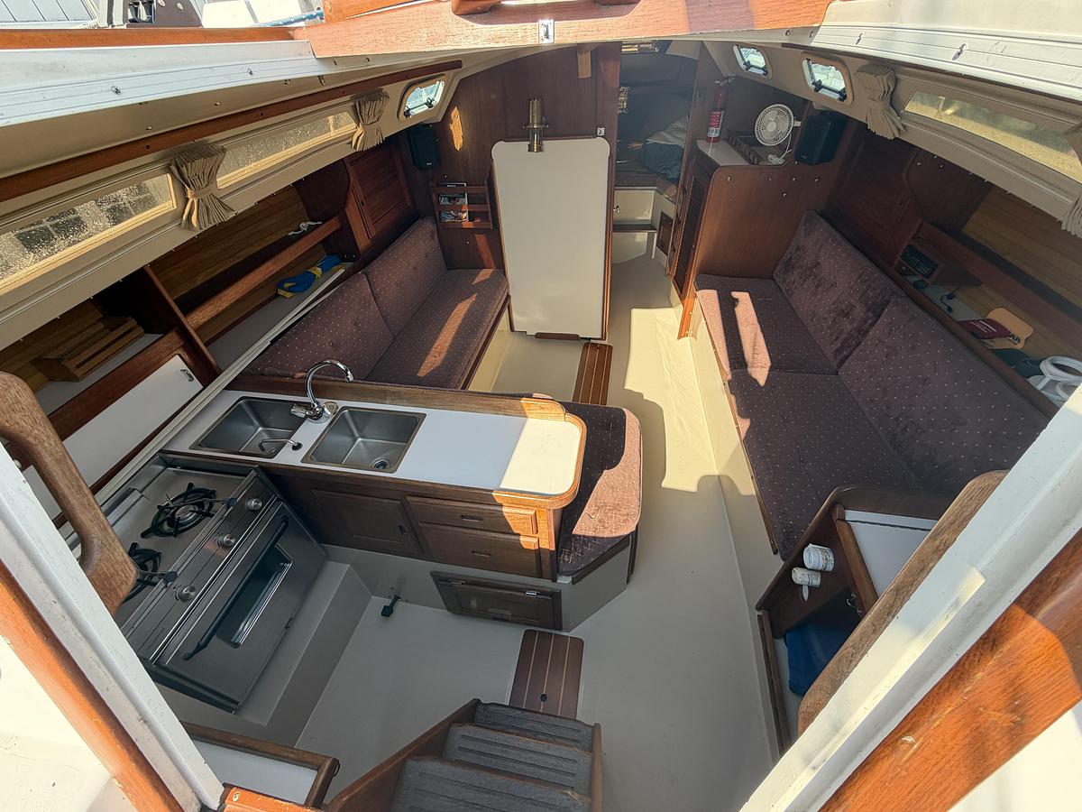 Used 1988 Catalina 30 MKII Tall Rig