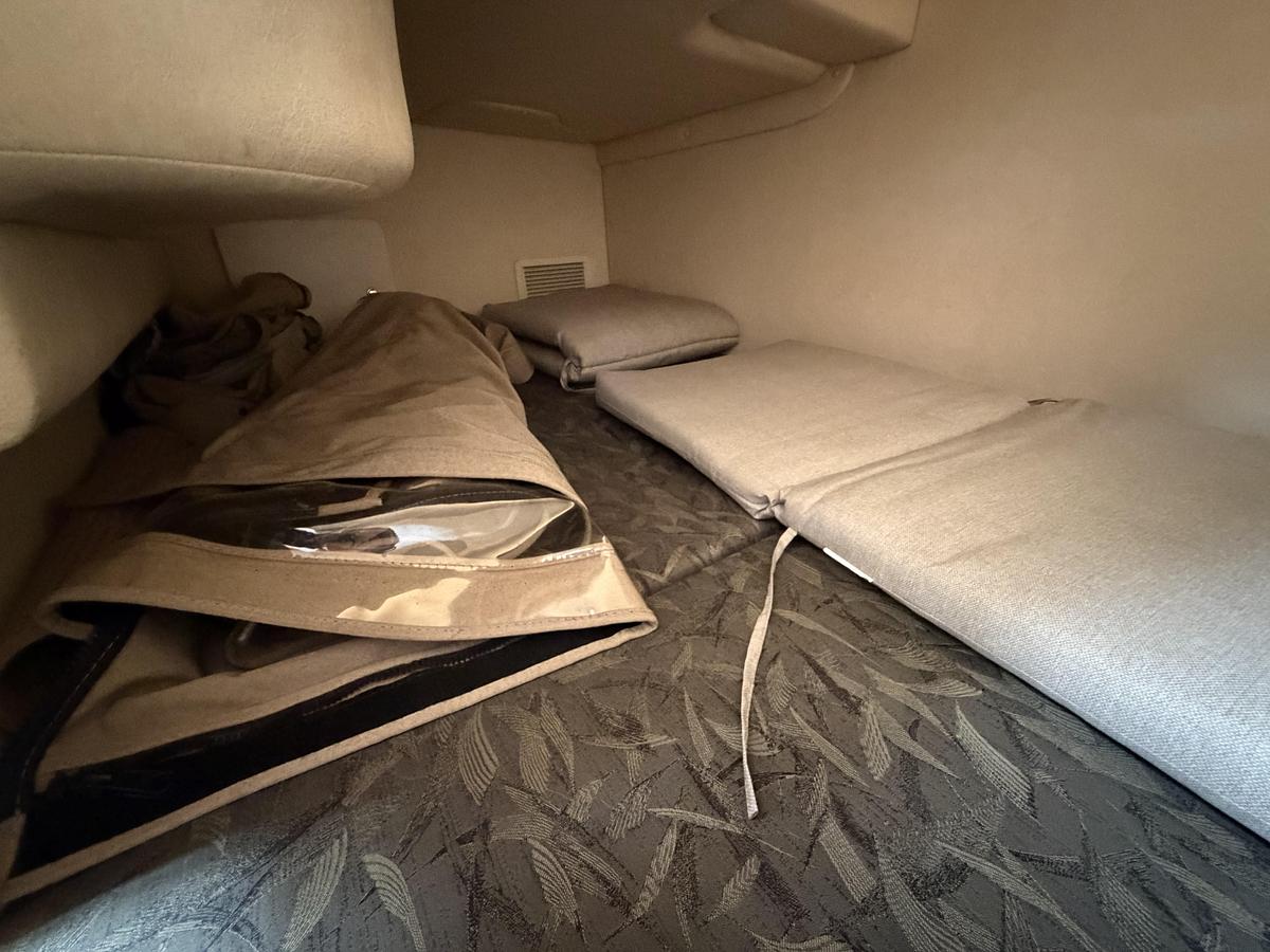 Used 2004 Sea Ray Sundancer 260