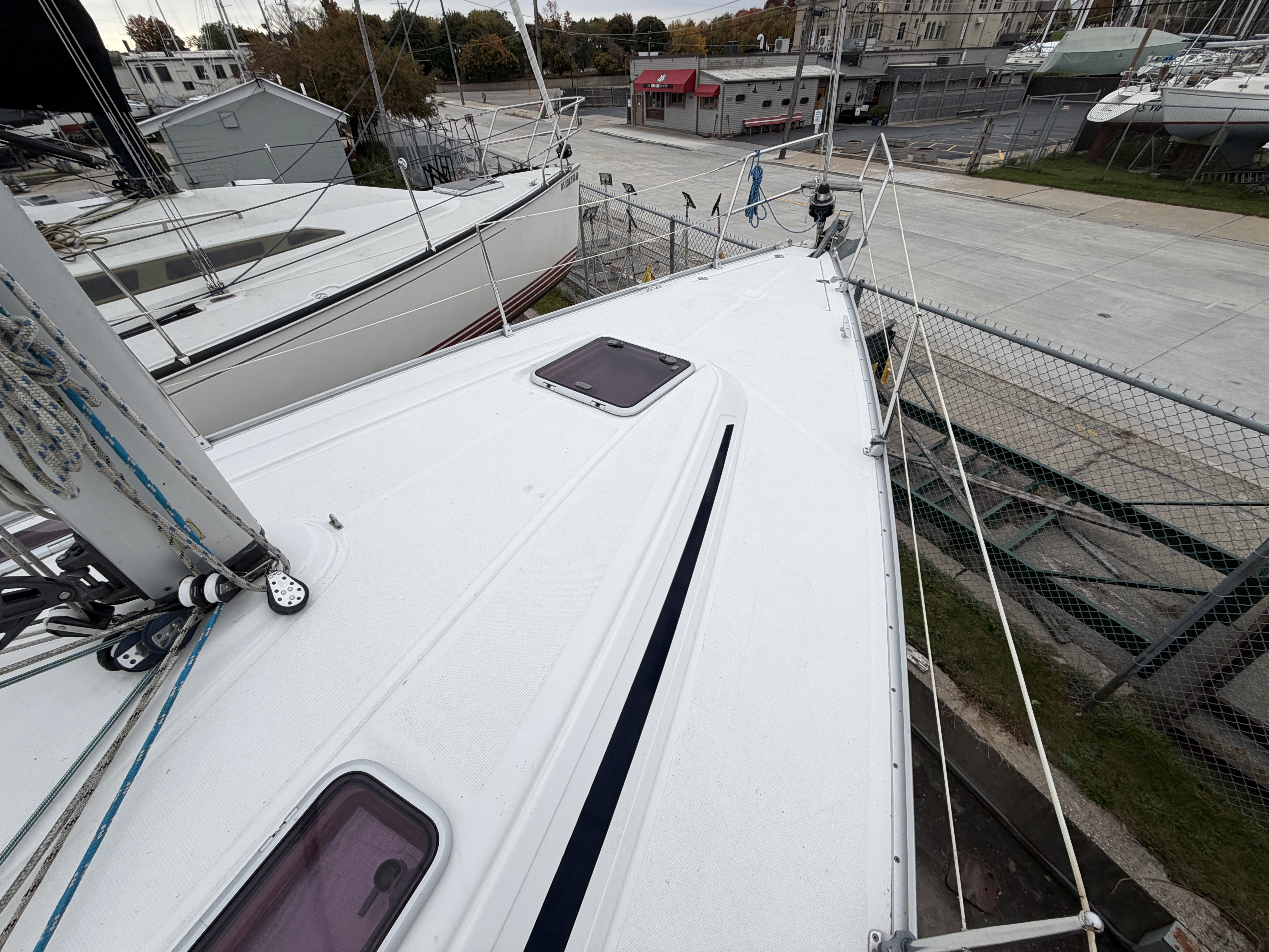 Used 2004 Bavaria 38